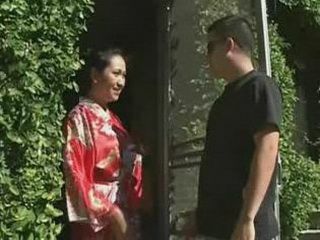 Fucking a Geisha blowjob in Oriental porn, nippon style